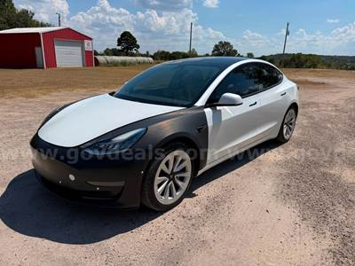2021 Tesla Model 3 Standard Plus Movie Prop Car