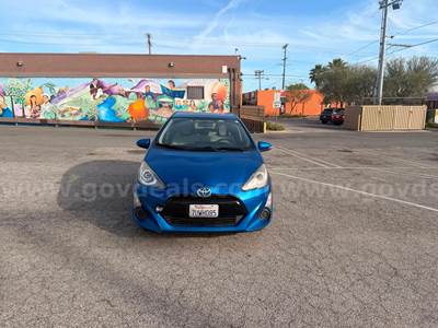 2015 Toyota Prius c Two