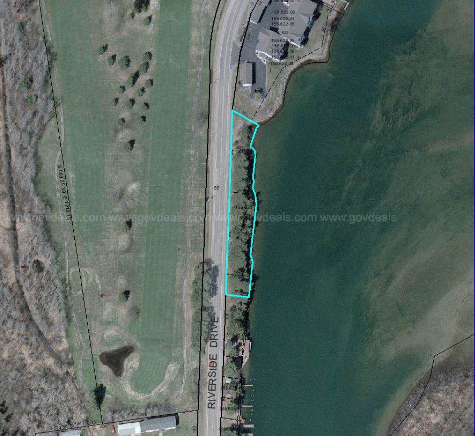 Riverside Drive Undeveloped Waterfront in Sault Sainte Marie, Michigan