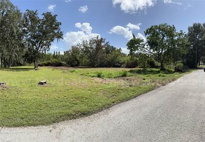 Vacant Residential Lot in Lake Alfred, FL