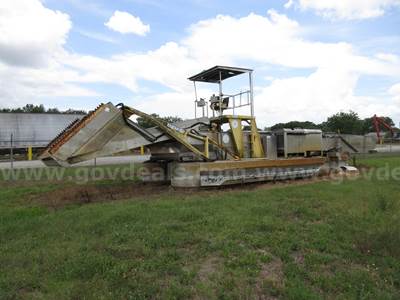 2017 Henning Aquatic Weed Harvester, AT 9150H
