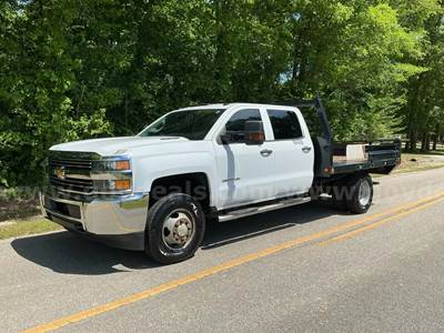 2016 Chevrolet Silverado 3500HD Work Truck Crew Cab Long Box 4WD