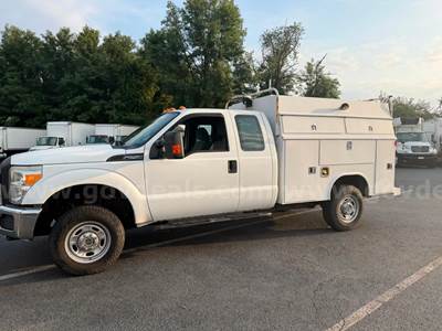 2016 FORD F-250, SUPER-CAB, 4X4, ENCLOSED SERVICE BODY TRUCK
