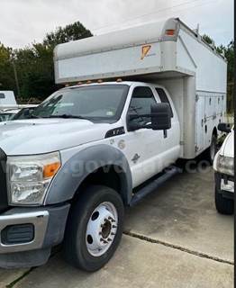 2011 Ford F-450 Extended Cab Service Truck