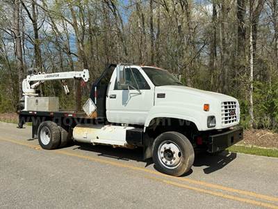 2002 GMC C6500 Crane Truck