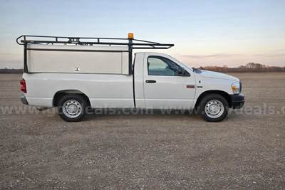 2009 RAM 2500  Hemi 5.7 engine  90K