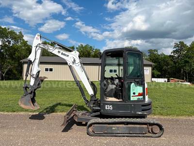 2015 Bobcat E35 Mini Excavator