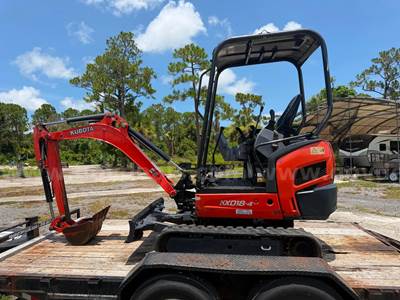 KUBOTA KX018-4 mini excavator with trailer