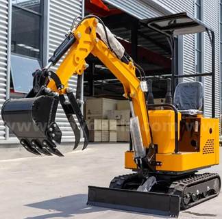 FREE DELIVERY- 2025 One Ton Mini Excavator with Hydraulics and Thumb