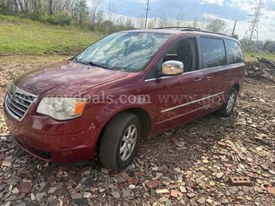 2010 Chrysler Town & Country