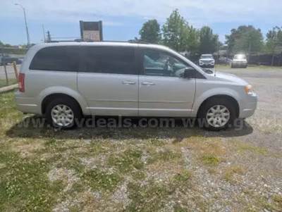 2010 Chrysler Town & Country