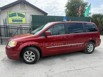 2010 Chrysler Town & Country