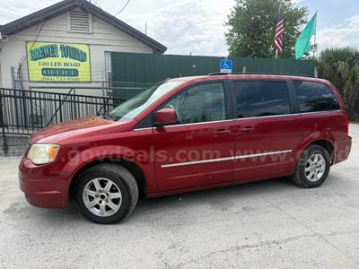 2010 Chrysler Town & Country