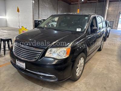 2013 Chrysler Town & Country Touring