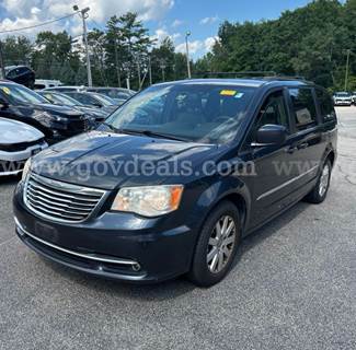 2014 Chrysler Town & Country touring  Touring