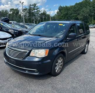 2014 Chrysler Town & Country touring  Touring