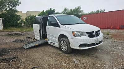 2014 Dodge Grand Caravan - BraunAbility Wheelchair Van (Side-Entry)