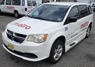 2013 Dodge Grand Caravan Handicap Wheelchair Van - Side Ramp