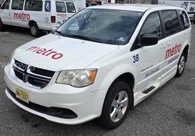 2013 Dodge Grand Caravan Handicap Wheelchair Van - Side Ramp