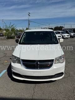 2019 Dodge Grand Caravan SE - Wheelchair/Stretcher Van