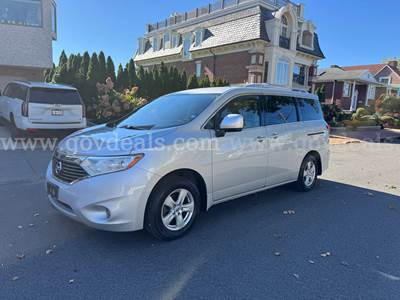 2015 Nissan Quest SV