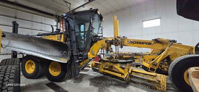 1999 Champion 720RVHP Motor Grader