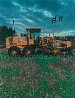 5 Lots John Deere 670 Motor Grader