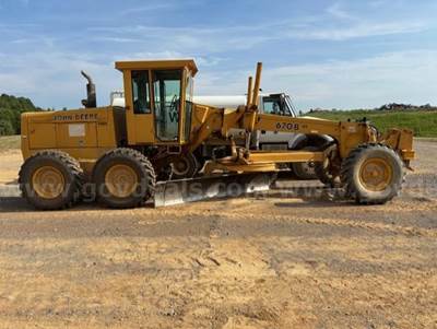 1991 John Deere 670B Motor Grader