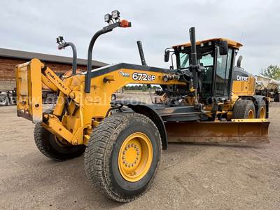 2 Lots: 2019 John Deere 672GP Motor Graders