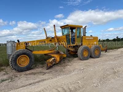 1992 John Deere 770B Motor Grader