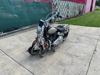 2018 Harley-Davidson FLDE Softail Deluxe 107 cubic inch 6 speed transmission