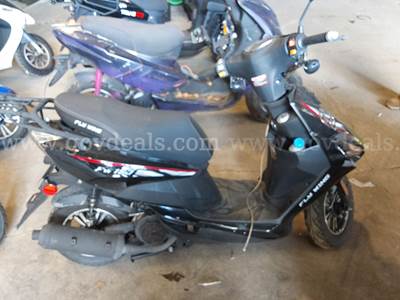 A Lot of (20) Scooters
