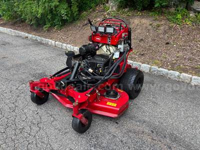 Toro Grandstand Multiforce 52 Stand on Mower