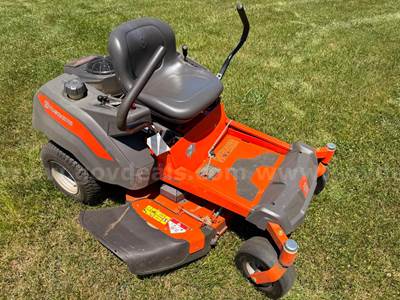 Husqvarna Z242F Zero-Turn Lawn Mower – Kawasaki Engine – Runs and Drives