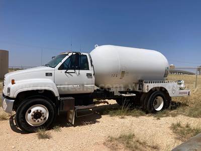 1999 Chevrolet C7H042 Ex Propane Truck