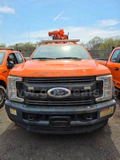 2017 Ford F-550 Catchbasin Sewar clean outs  Truck