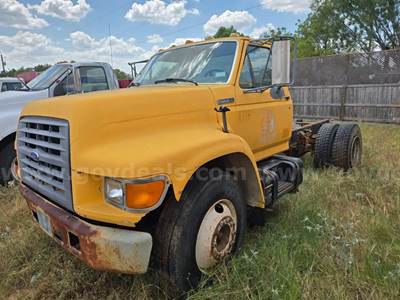 1997 Ford Cab Chassis