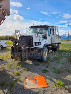 2016 Freightliner 114SD Truck
