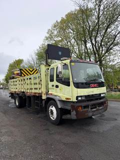 2004 GMC RACK BODY ATTENUATOR TRUCK LOW MILES