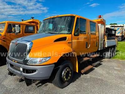 2011 International 4300 LP