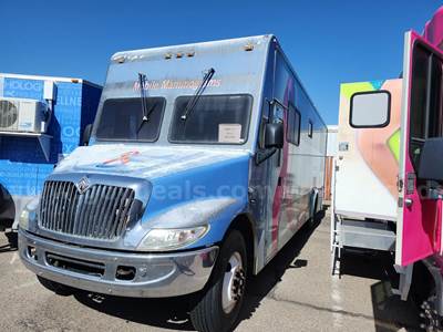 2004 International 4400 Mobile Medical Bus
