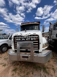 2006 Mack CT700 Truck