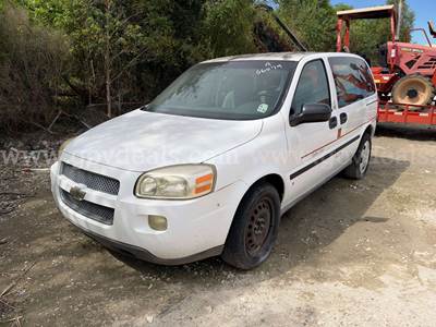 2007 Chevrolet Uplander LS Van
