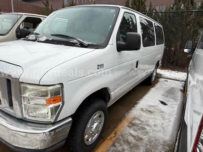 2011 Ford Econoline E-150 XLT Passenger Van