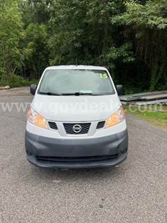 2015 Nissan NV200 S