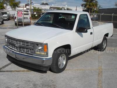 1997 Chevrolet C/K 1500 Reg. Cab W/T 8-ft. Bed 2WD 90,000 Original Miles!!
