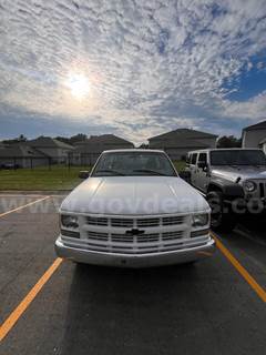 1999 Chevrolet C/K 2500 With TommyLift lift gate