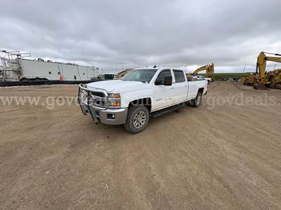 2015 Chevrolet Silverado 2500 HD Z71 LT 4x4 Crew Cab Pickup