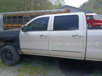2014 Chevrolet Silverado 1500 2LZ Crew Cab 4WD
