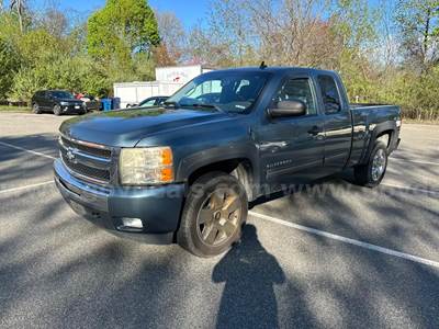 2011 Chevrolet Silverado 1500 LT Ext. Cab Long Box 4WD